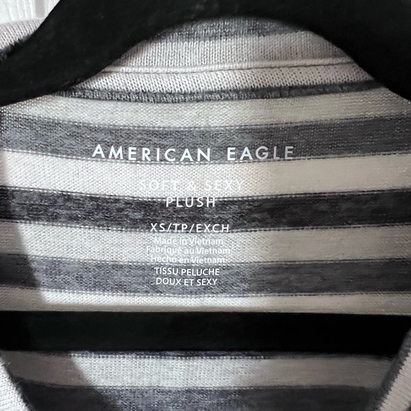 American Eagle Soft and Sexy Plush Long Sleeve - Picture 3 of 3